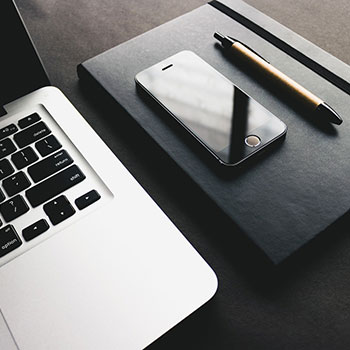 前英超名帅豪宅遭洗劫：外出4小时 名表珠宝被偷 损失80万