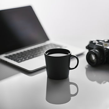 从“掉链子”到“拆链子”：阿森纳大胜维拉，捅破争冠最后一层心理窗户纸